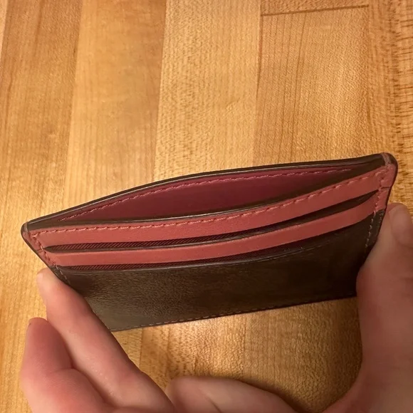 Coach slim ID & credit card leather wallet brown signature "C" & dusty pink. - Picture 3 of 6